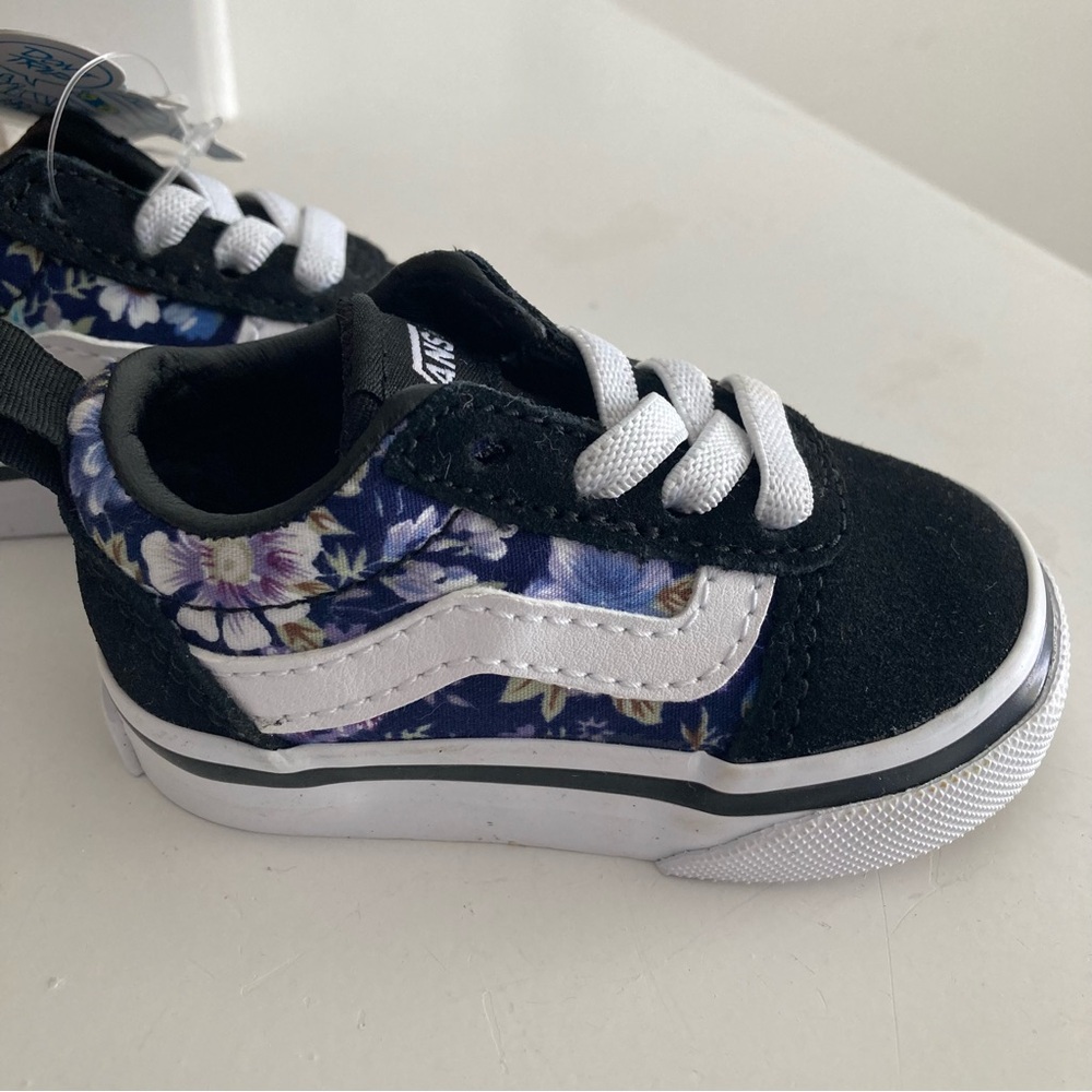 Vans US Toddler Size 2 Black, White & Purple Floral Sneakers